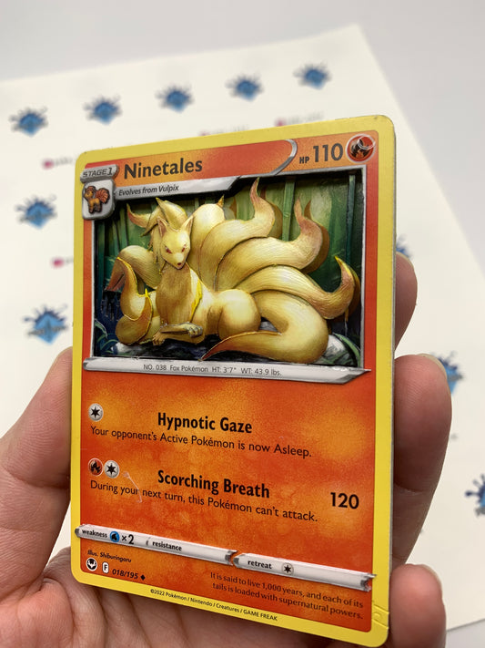 PokéTole 3D Pokémon Card Shadow Box: Ninetales